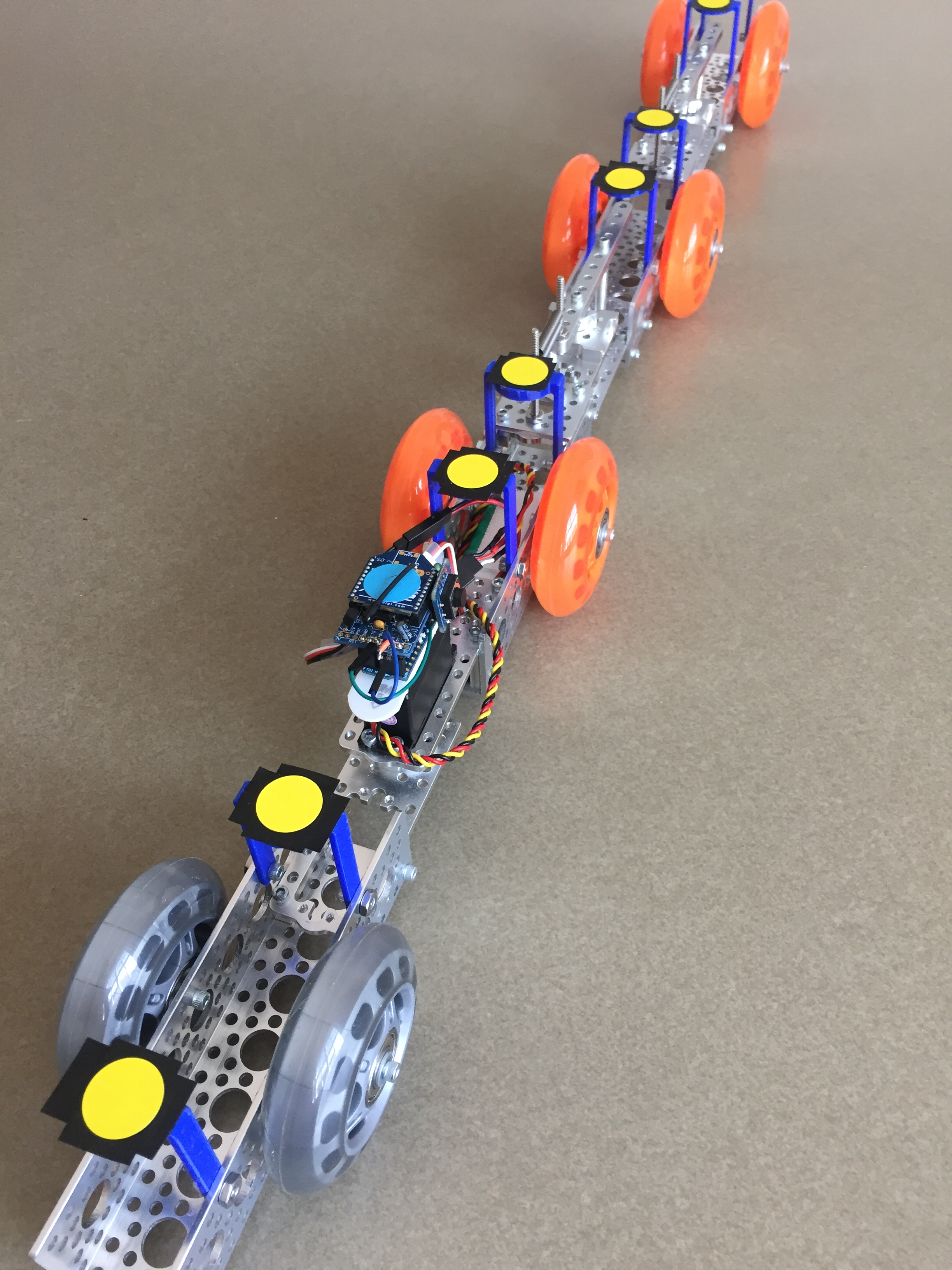 Snake robot with four links